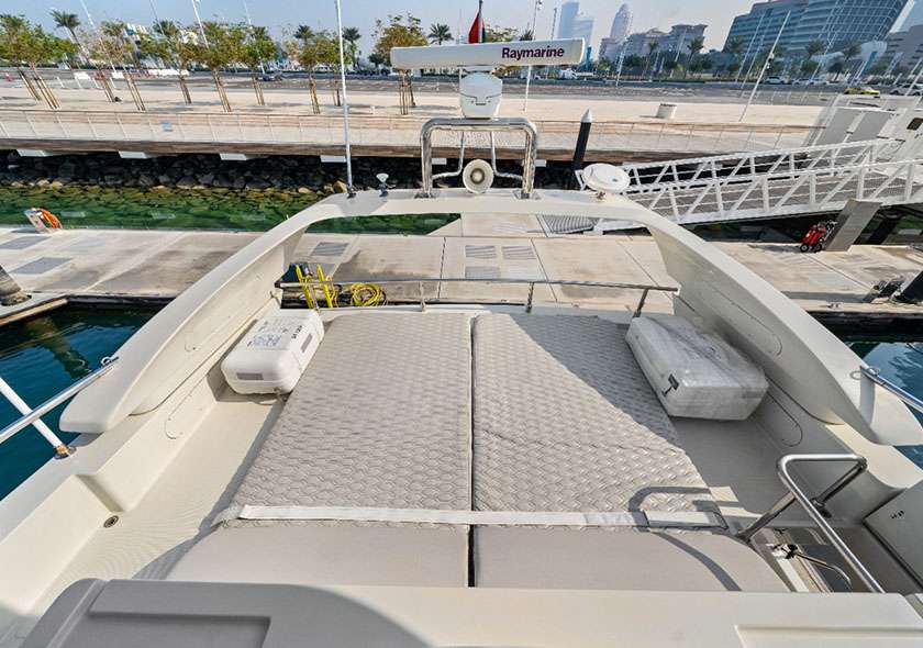 68 Ft Luxury Yacht Dubai